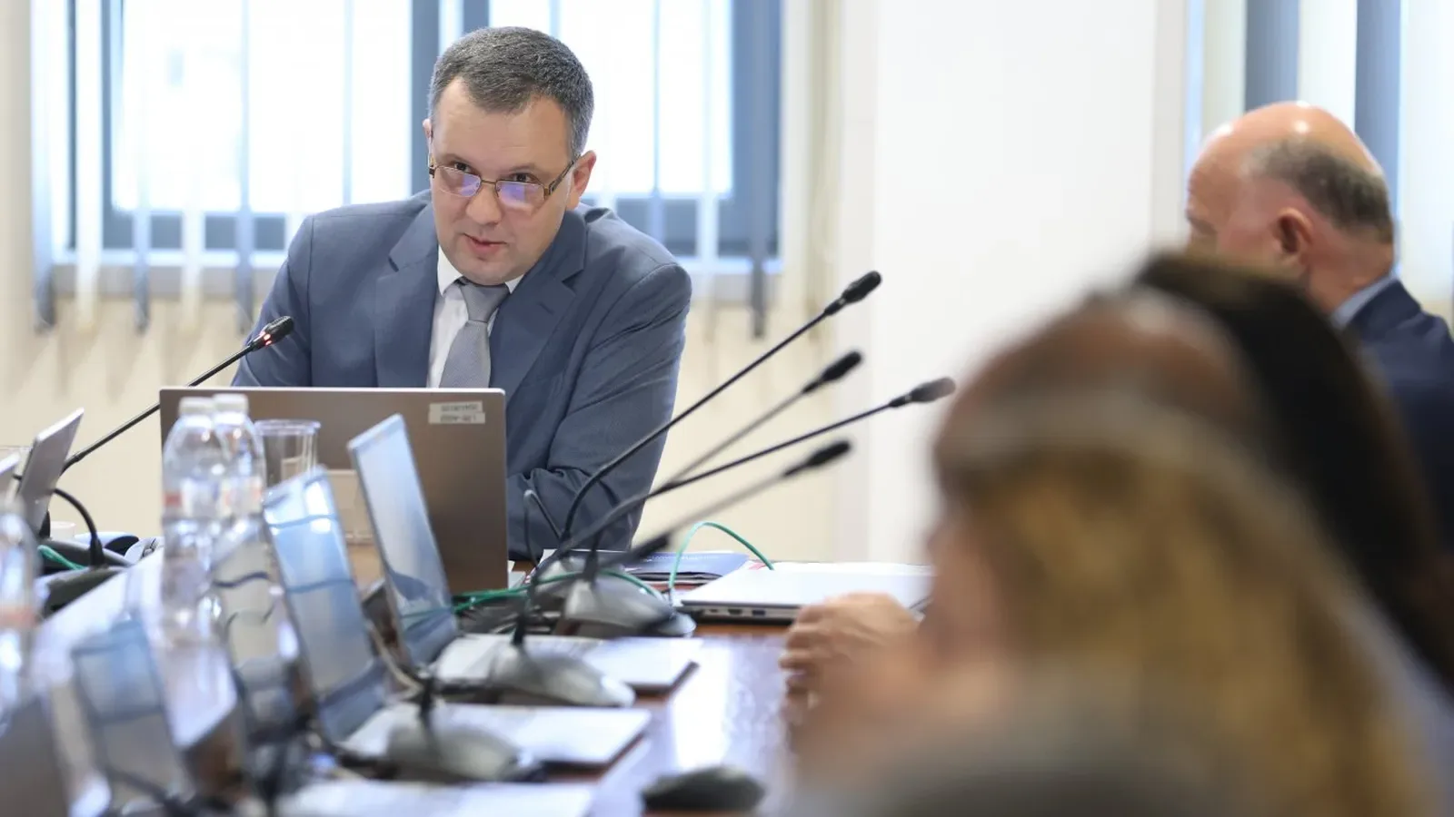 Найденов: Сарафов е изпълнил само част от искането да напусне системата