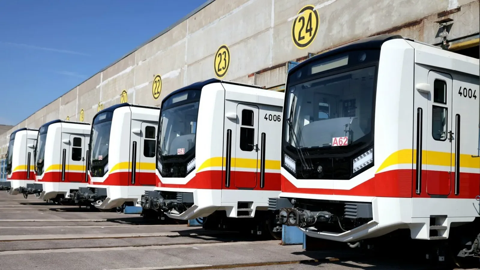 Новите влакове на метрото тръгват по линии 1, 2 и 4