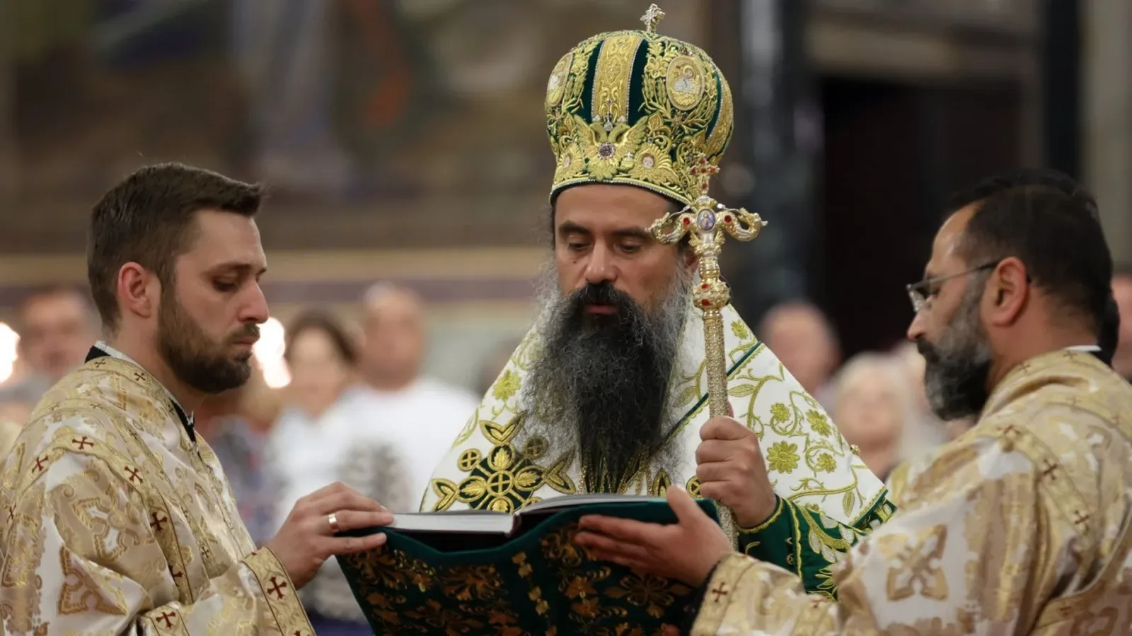 Патриарх Даниил: Петдесетница е велик празник за всички християни