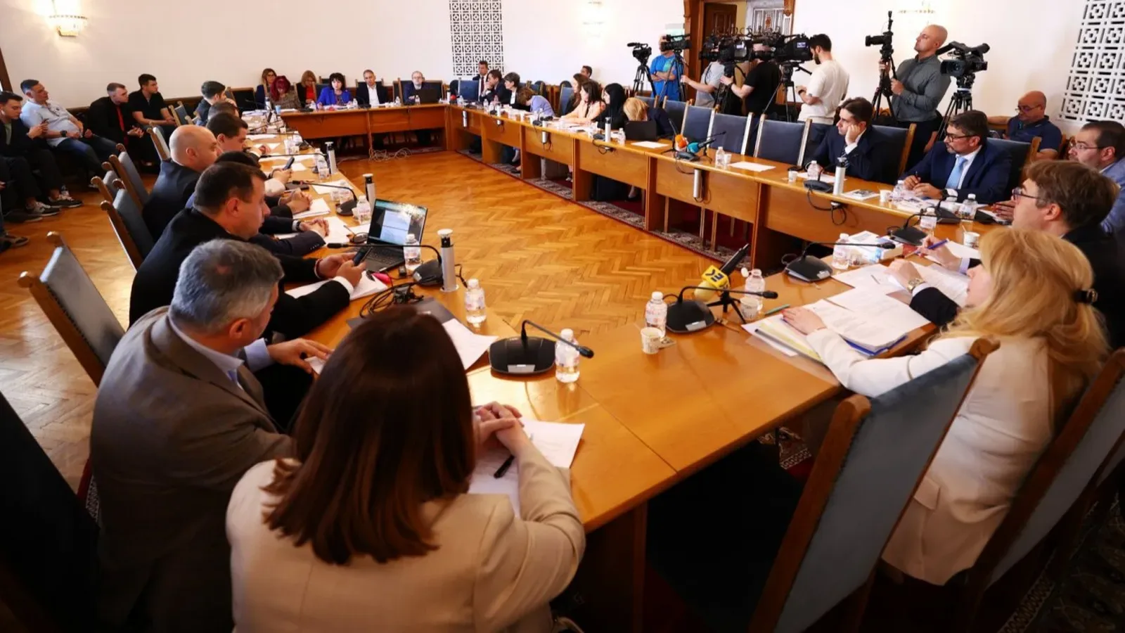Правната комисия одобри нова антикорупционна комисия