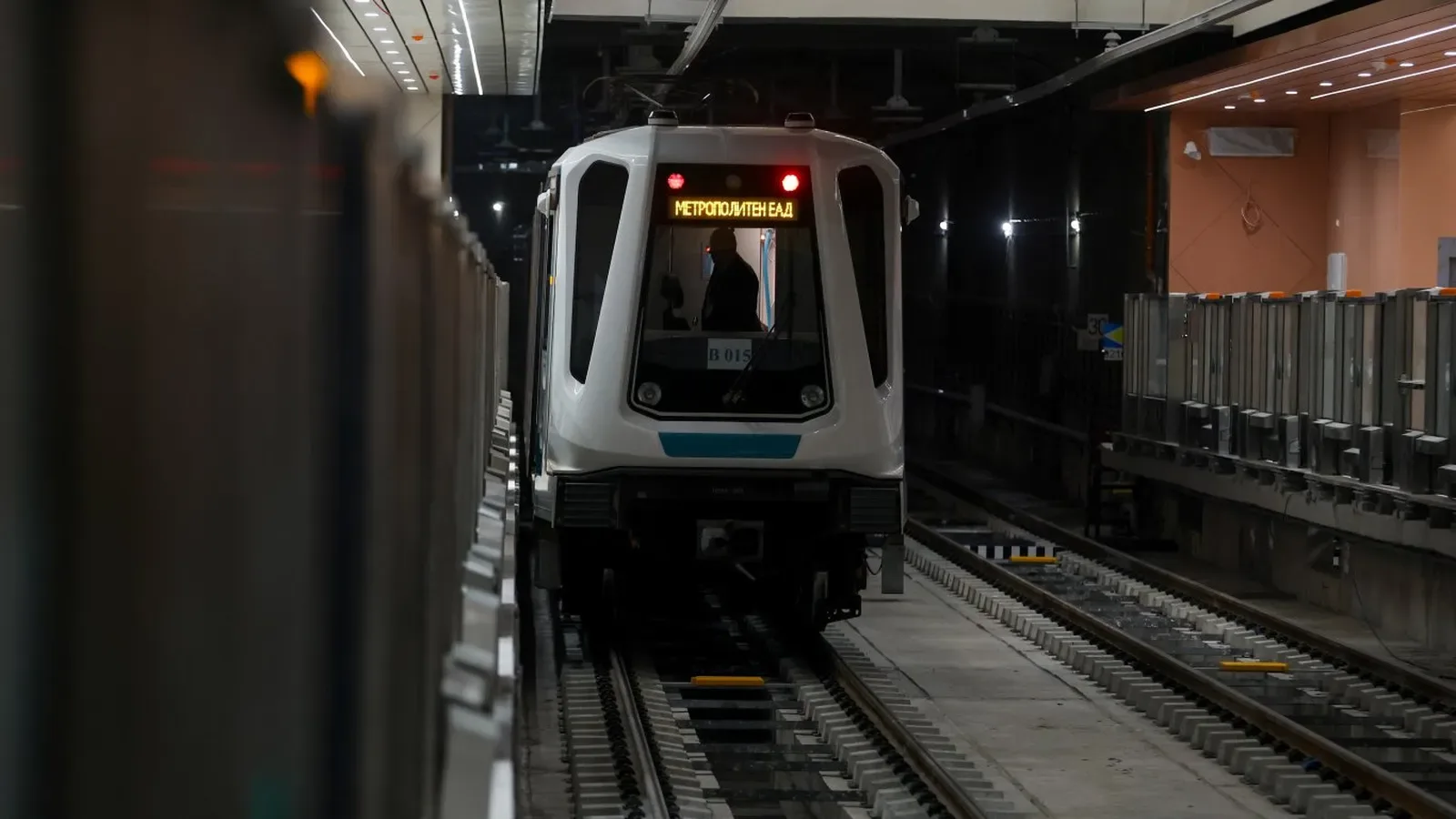 Предлагат метростанция "Витиня" да стане "Бесарабия"