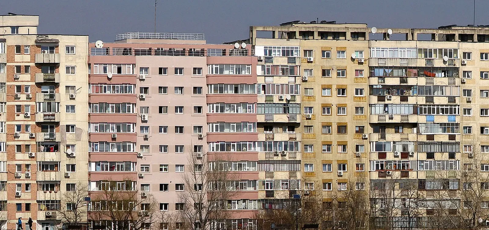 Русе започва процедура за продажба на 130 общински жилища