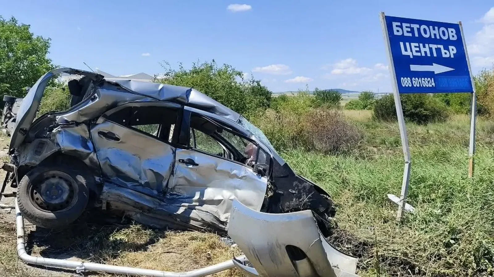 Катастрофа край Божурище прати един водач в болница