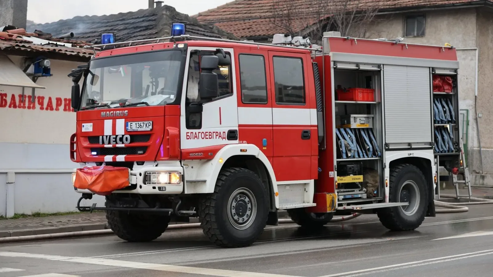 Мъж загина при пожар в Садово, двама са в болница