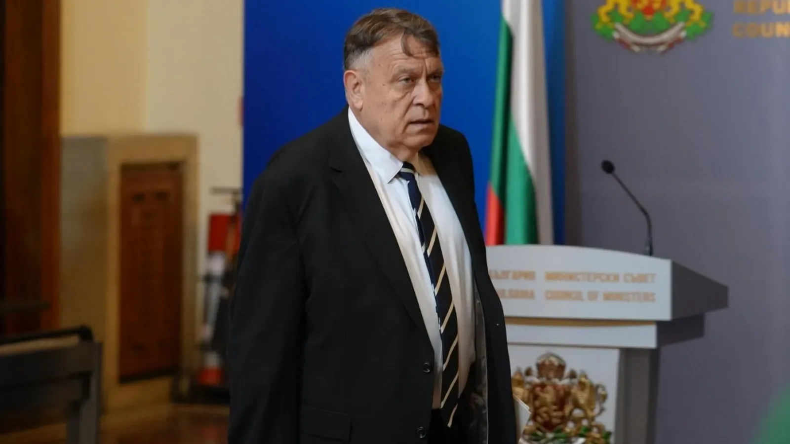 МОН ще възстанови парите на училищата от новия бюджет