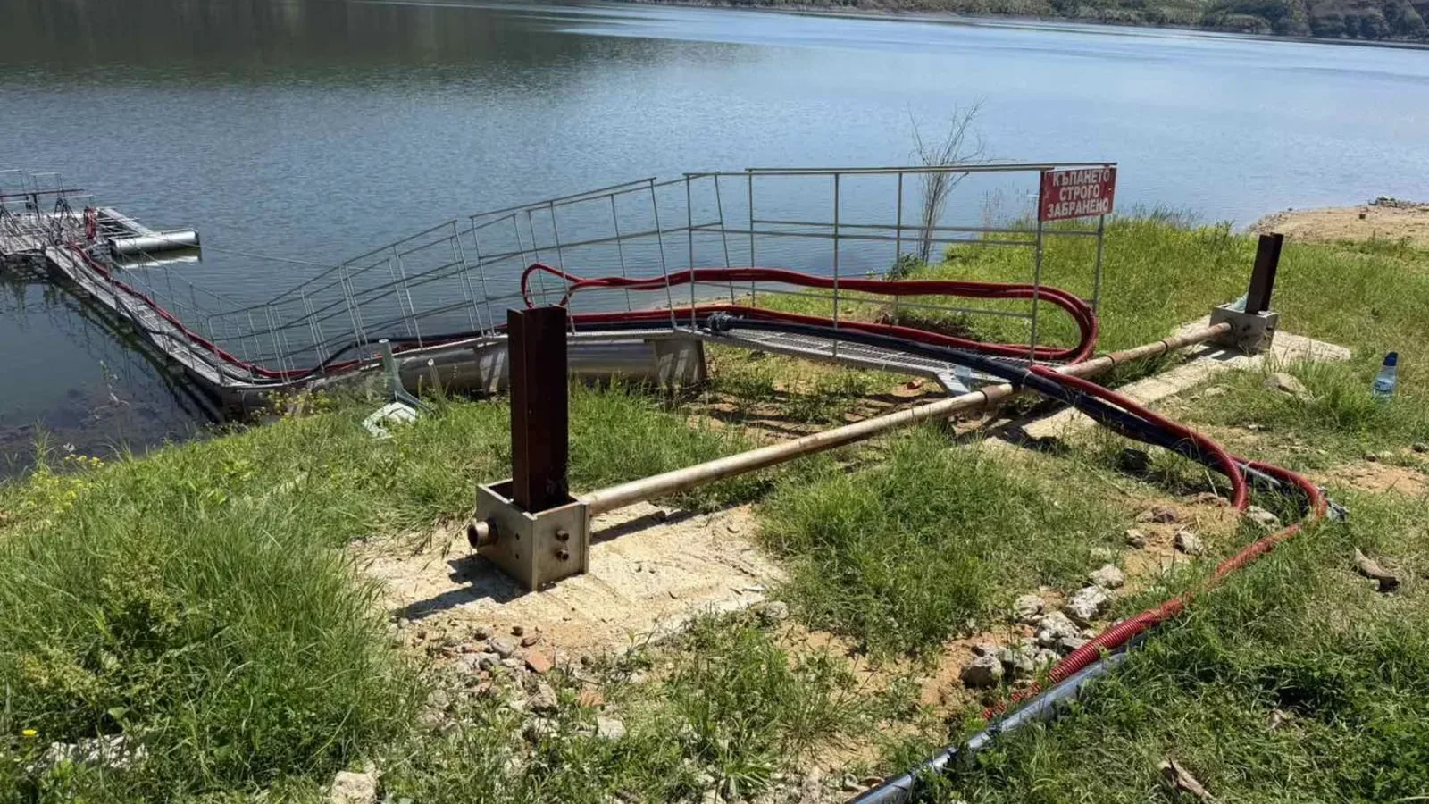Проверяват незаконен водовземен обект на яз. "Студен кладенец"