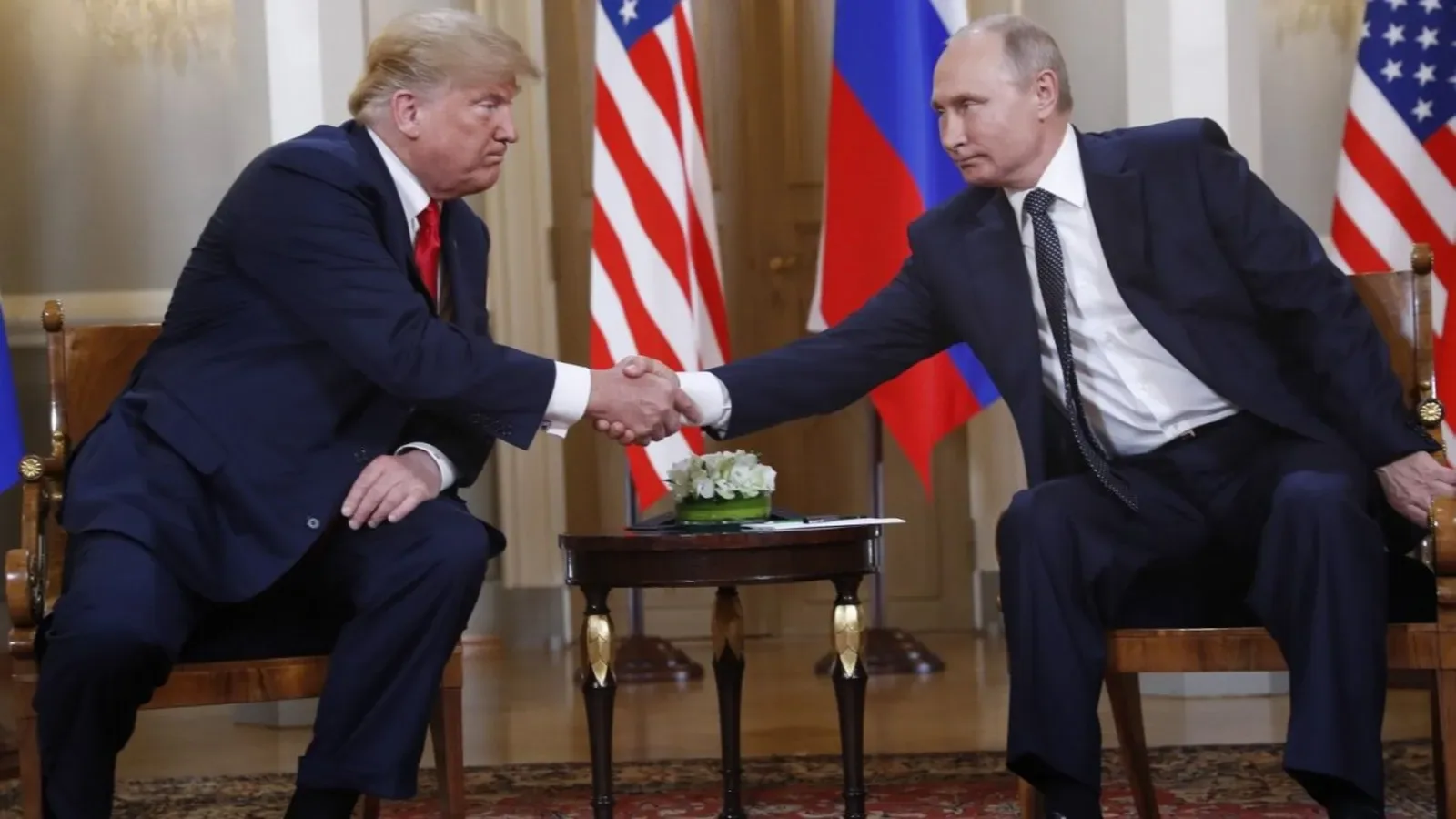 Путин и Тръмп разговаряха по телефона за рождения ден на американския президент