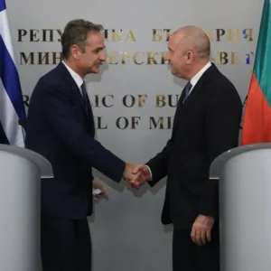 Радев и Мицотакис: България и Гърция са ос на стабилност в региона