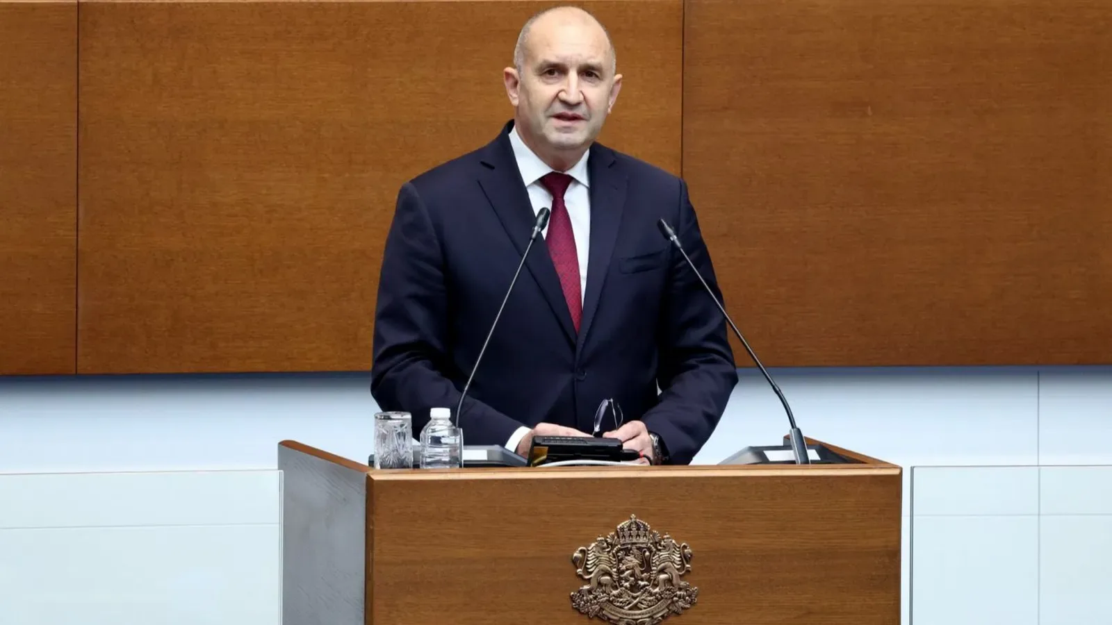 Радев: Спогодбите с Гърция за водата ще се спазват до 2031 г.