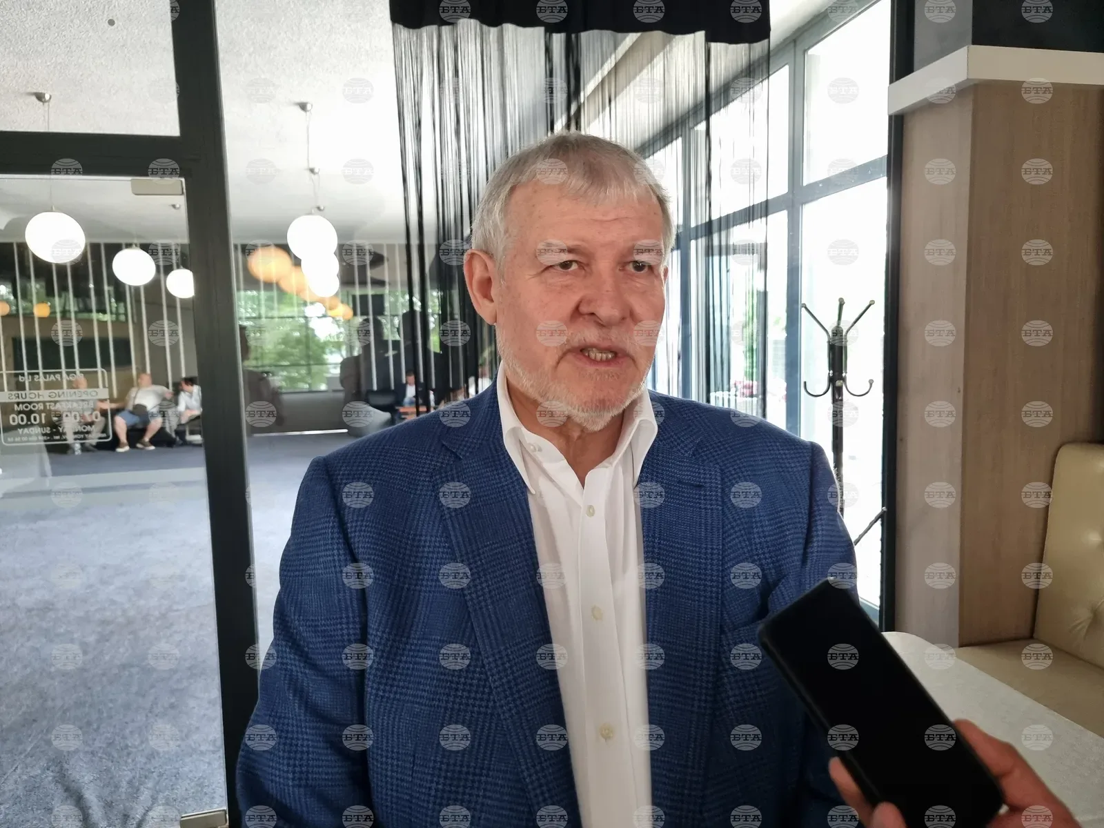 Румен Христов: Първите стъпки на кабинета са леко колебливи