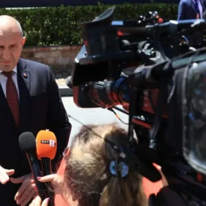 Румен Радев: Неплатени фактури за над 2,2 млрд. евро тежат на бюджета