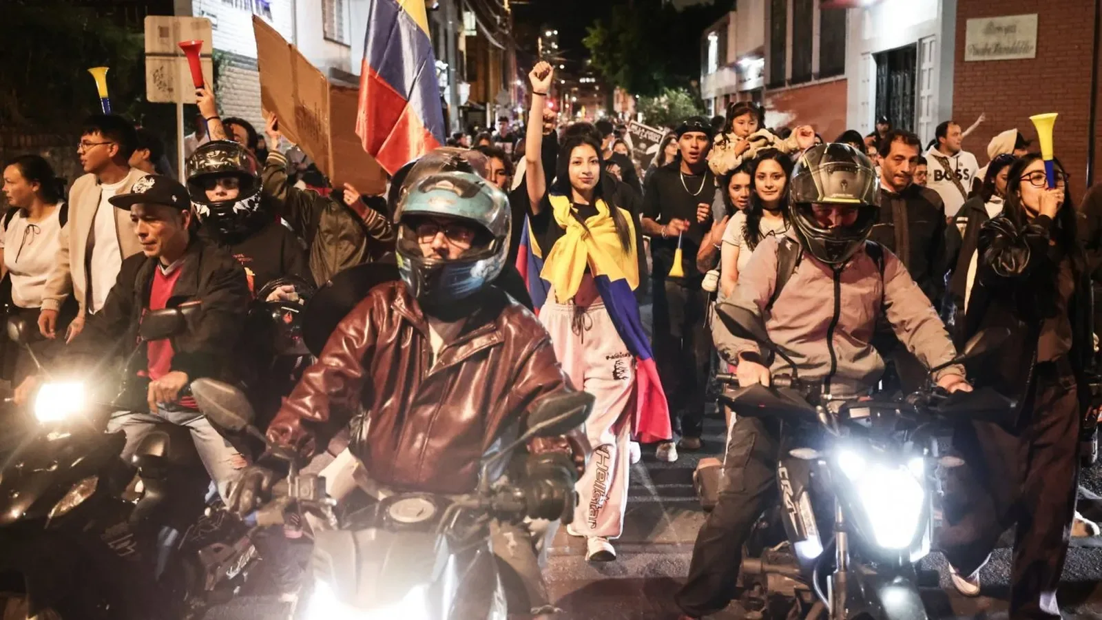 Сблъсъци и протести в Кали след изборите в Колумбия
