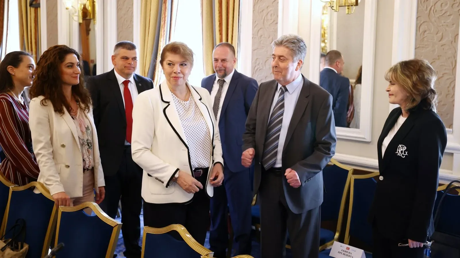 Йотова: Разломът минава през България, Черно море не е само военна зона