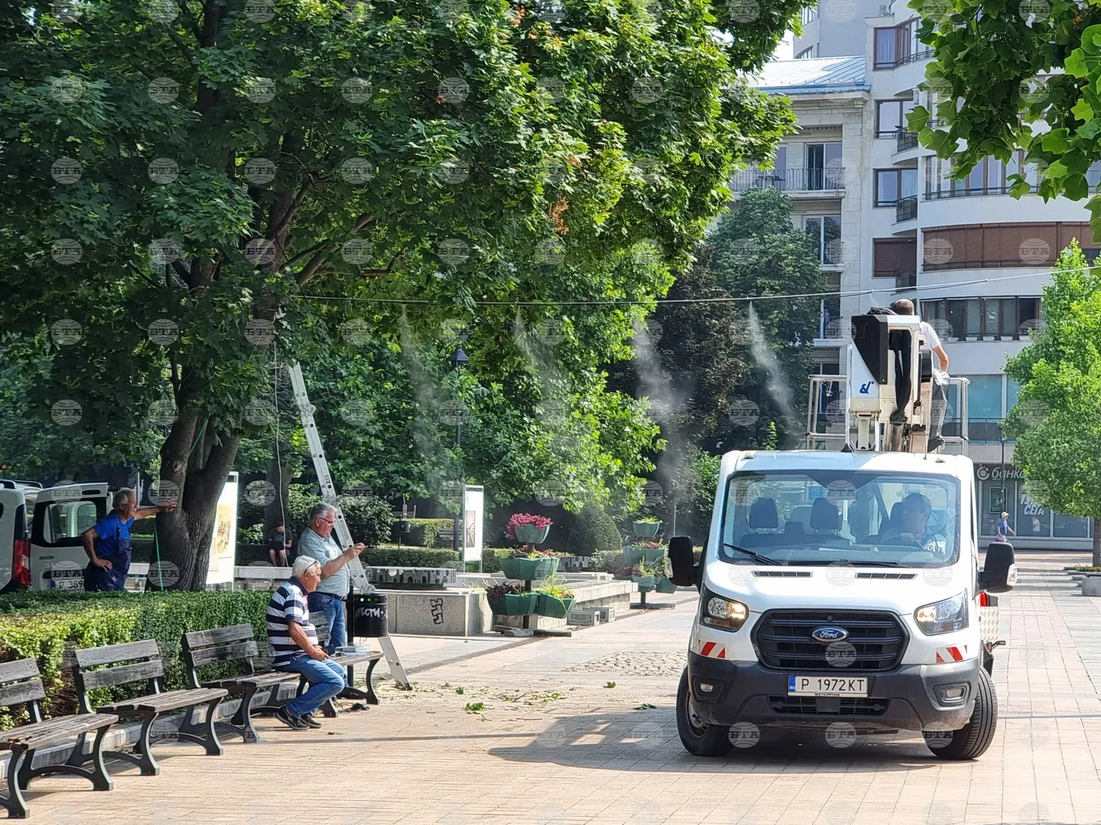 Русе постави системи за водна мъгла заради жегата