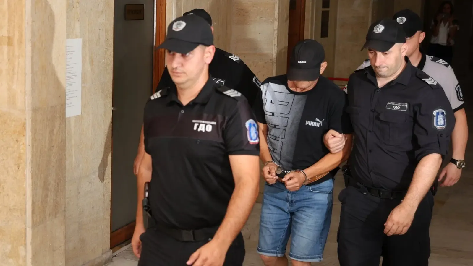 Съдът остави в ареста шофьора на тира от катастрофата на "Тракия"