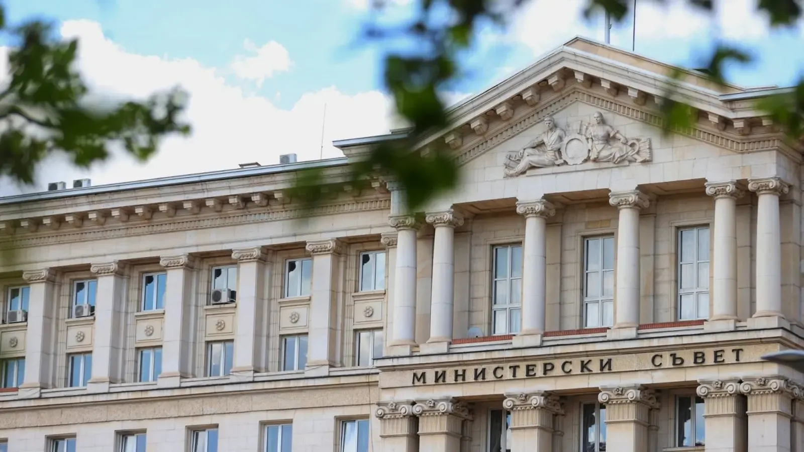 Сигнал за взривно устройство в Министерския съвет