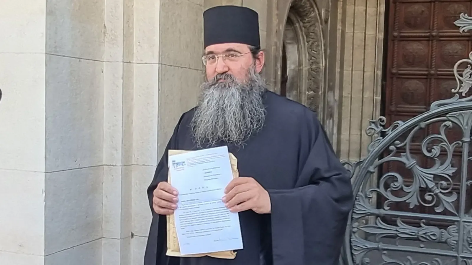 Синодът се разграничи от твърденията на архимандрит Никанор