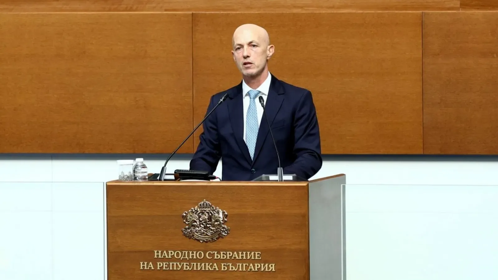 "Възраждане" обвини властта, че прикрива Олег Невзоров