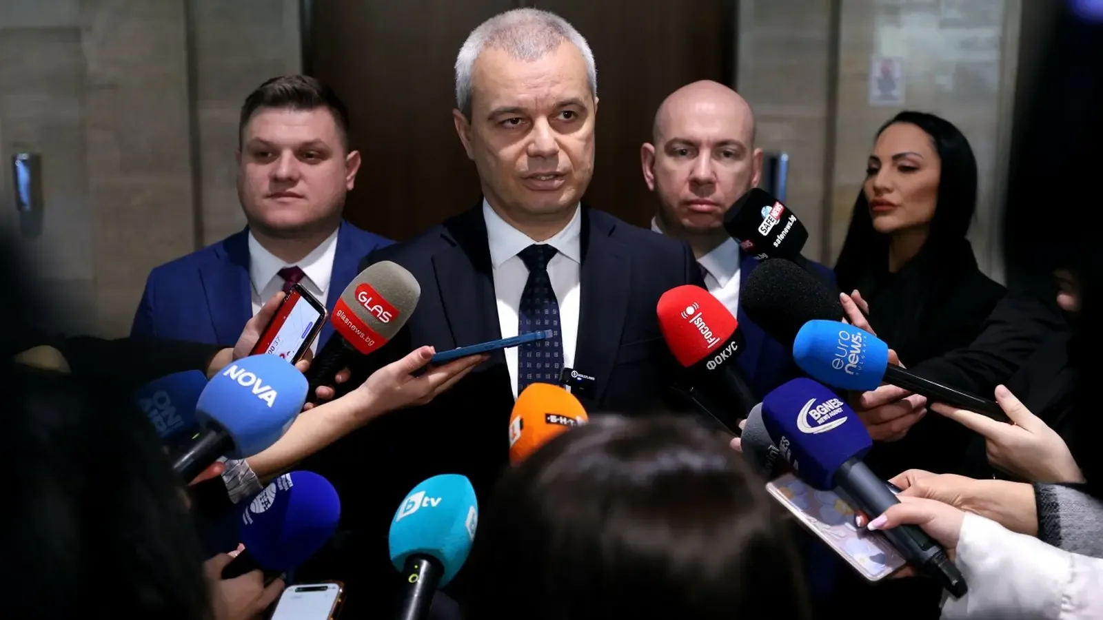 "Възраждане" поиска изслушване на Пламен Тончев за КУБ