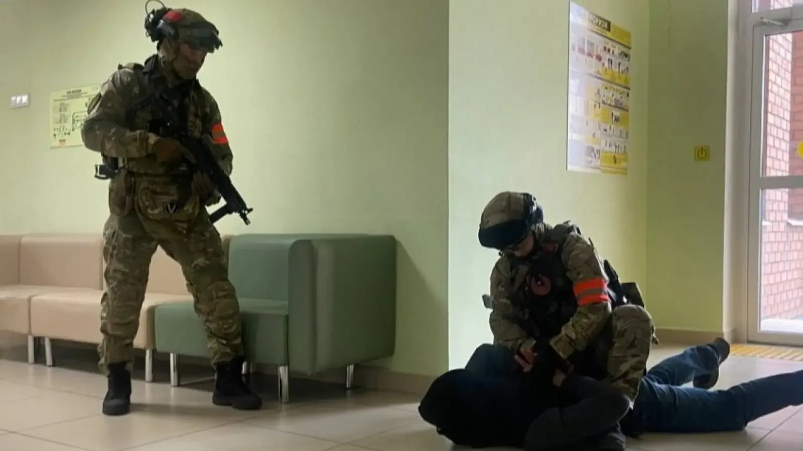 Антитерористично учение обхвана училища и детски градини в Русия