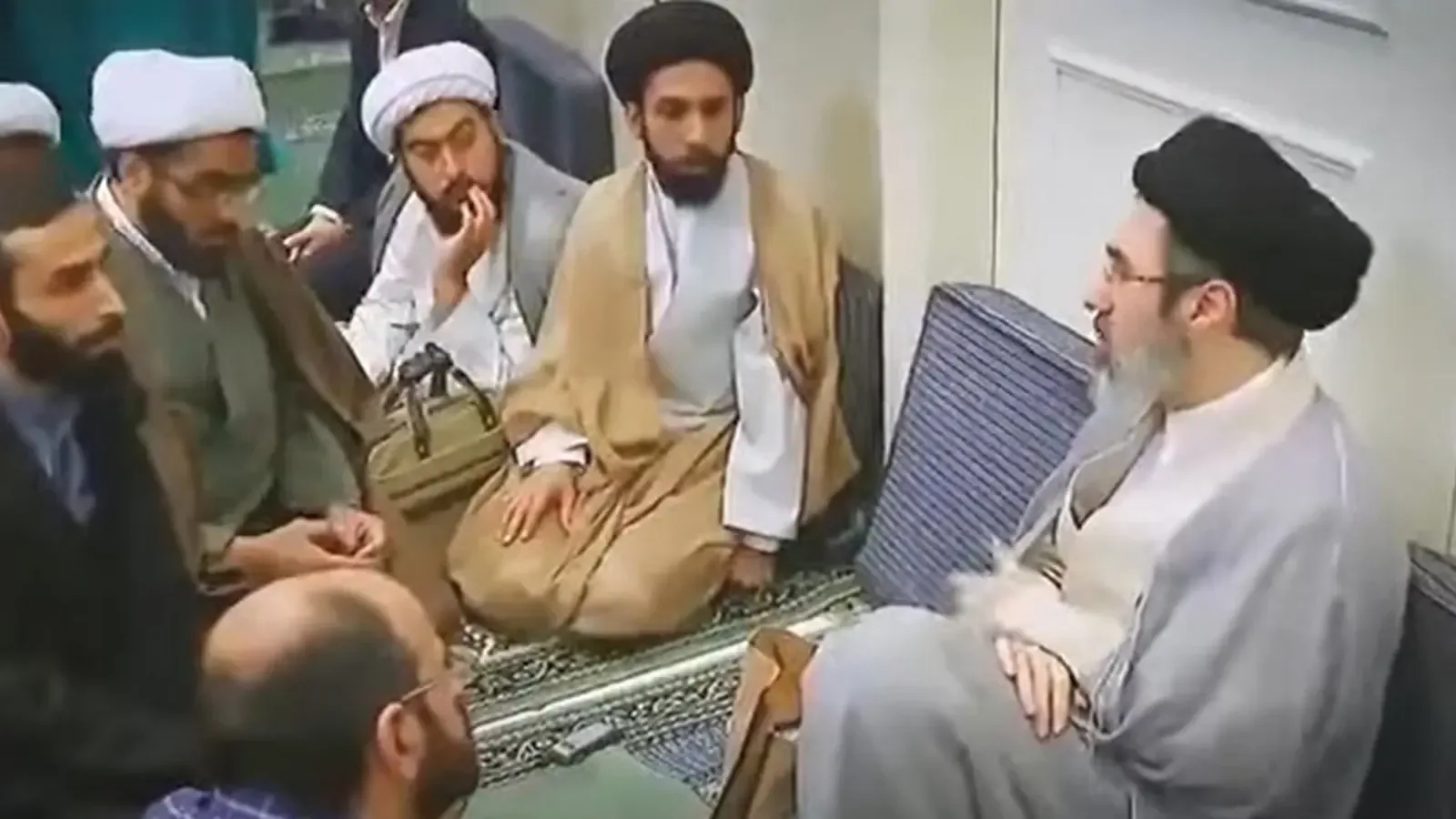 Иран показа редки кадри с Моджтаба Хаменей след месеци мълчание