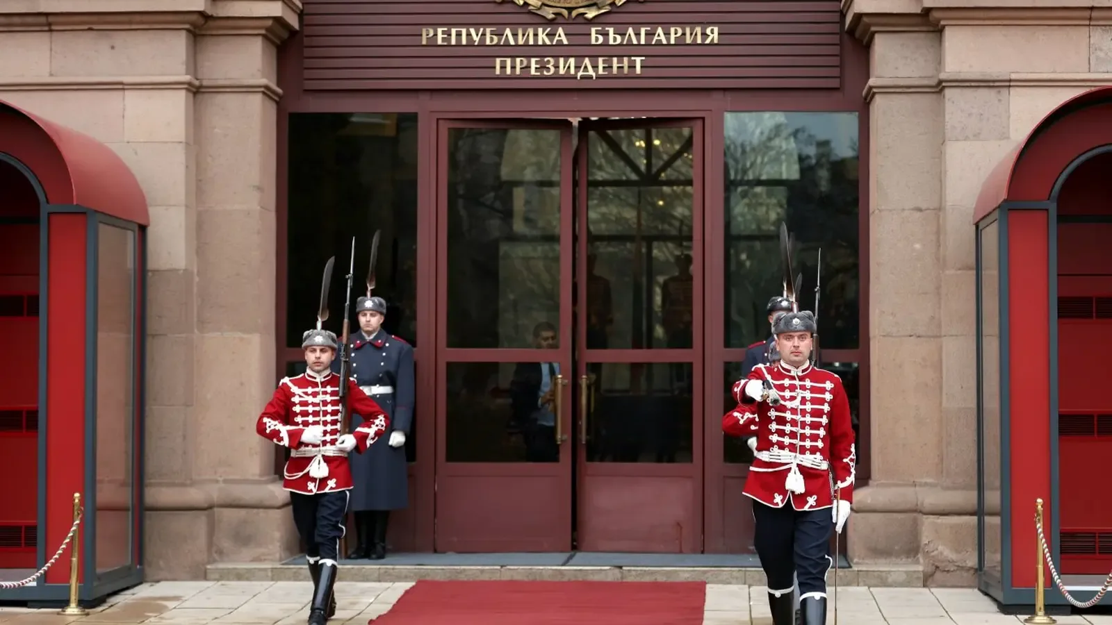 Кандидатите за президент пак се бавят, но историята показва друго