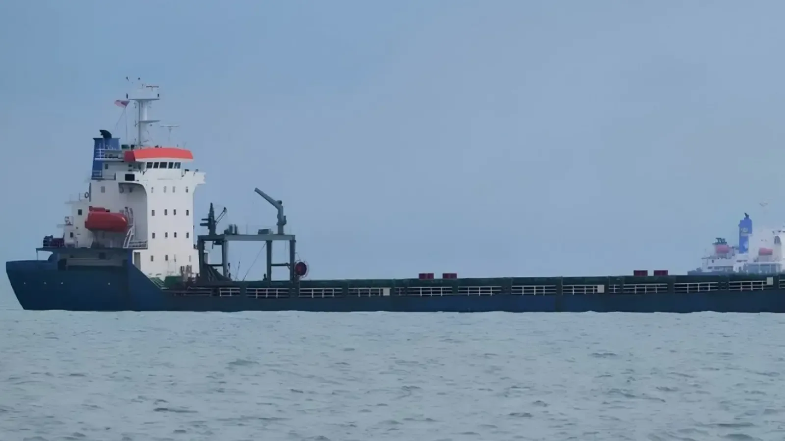 Кораб потъна край Румъния след сигнал за удар от дрон