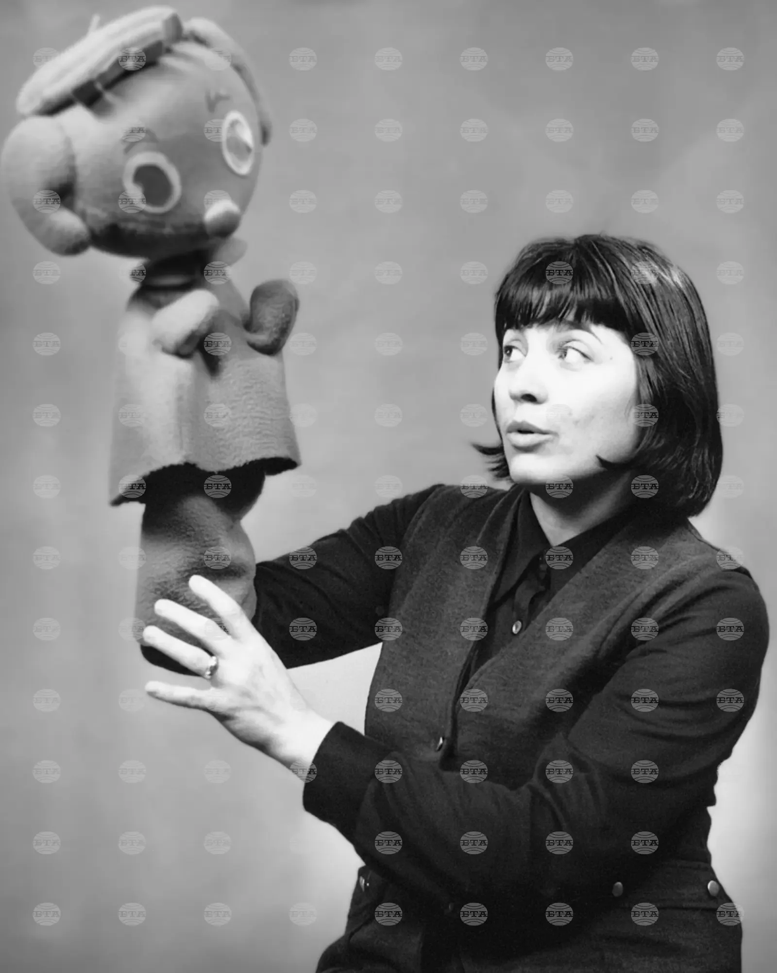 Почина Емилия Топалова, сред основателите на кукления театър в Русе