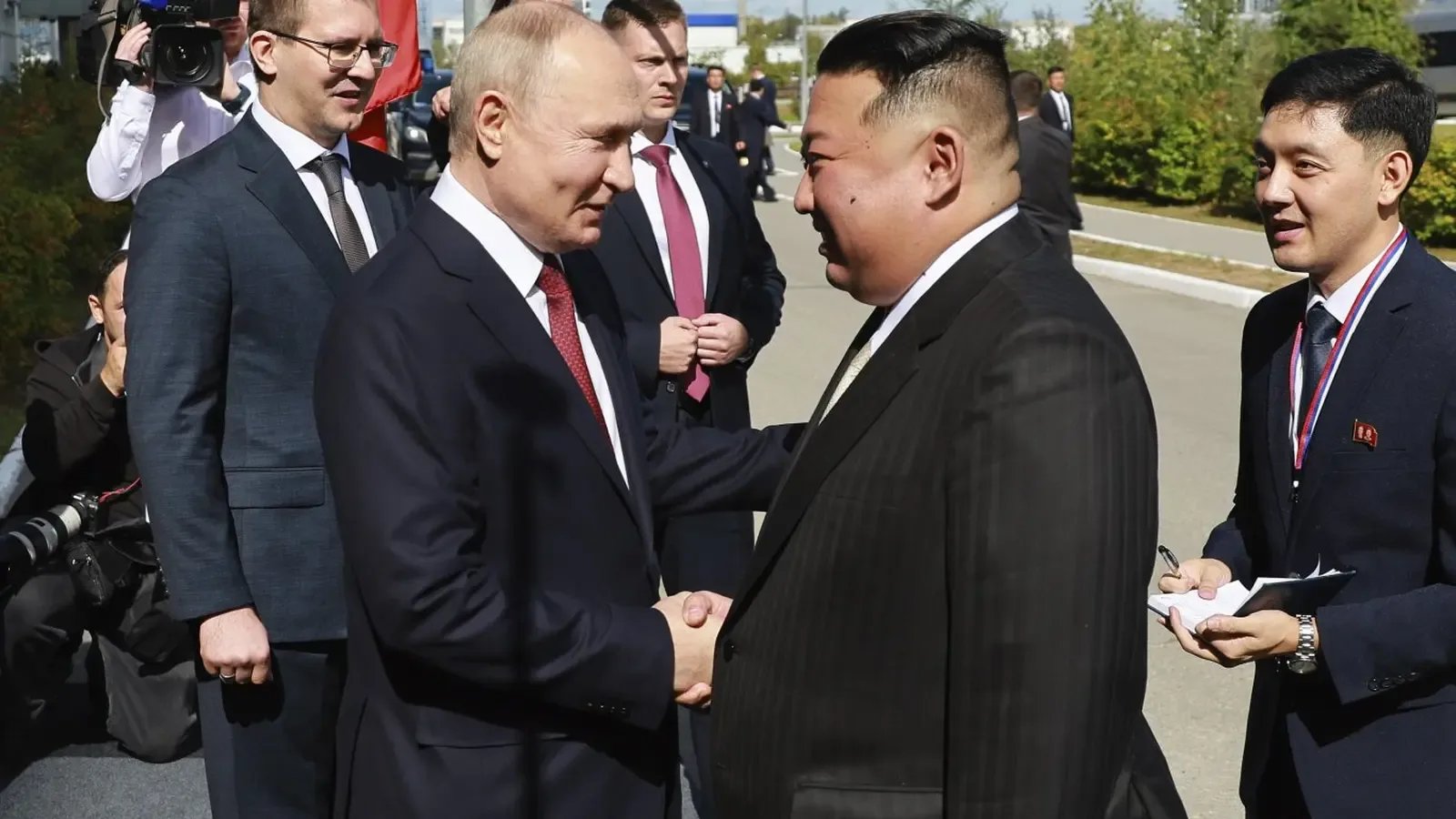 Путин и Ким Чен-ун засилват координацията за сигурността