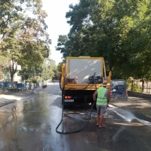 Русе публикува седмичен график за миене на улици и булеварди