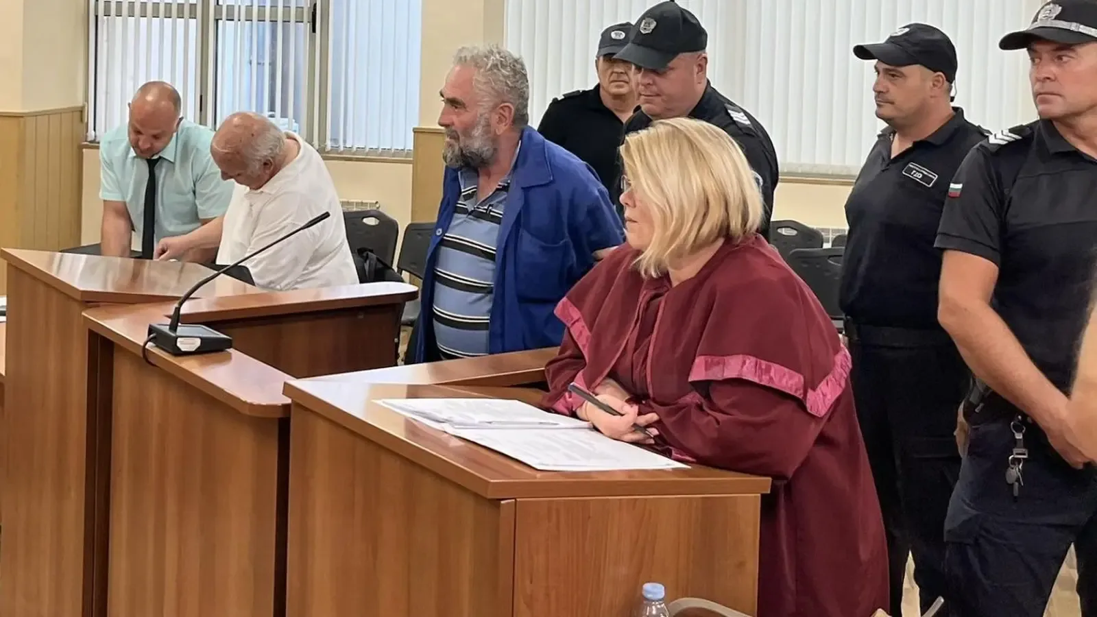 Съдът остави в ареста бившия полицай Тодор Лапков за убийство в Съединение