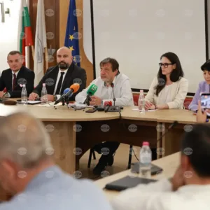 Шишков: Няма да има забравени региони и недовършени проекти