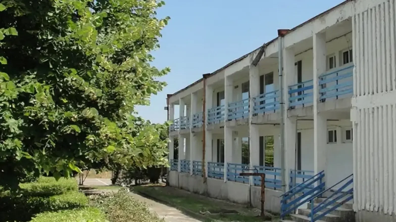 Сметната палата: 108 ученически бази стоят затворени и се рушат