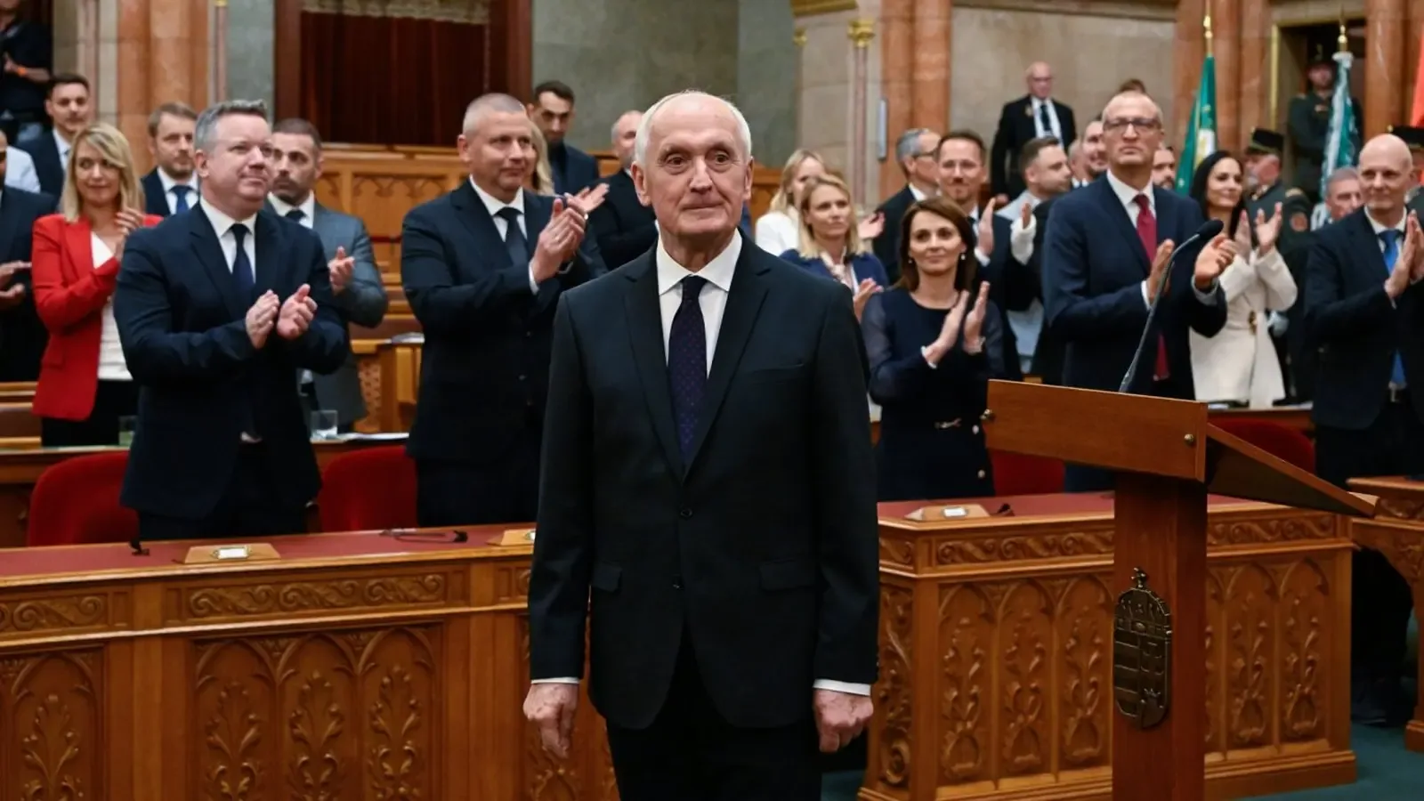 Унгарският парламент избра Андраш Бака за президент