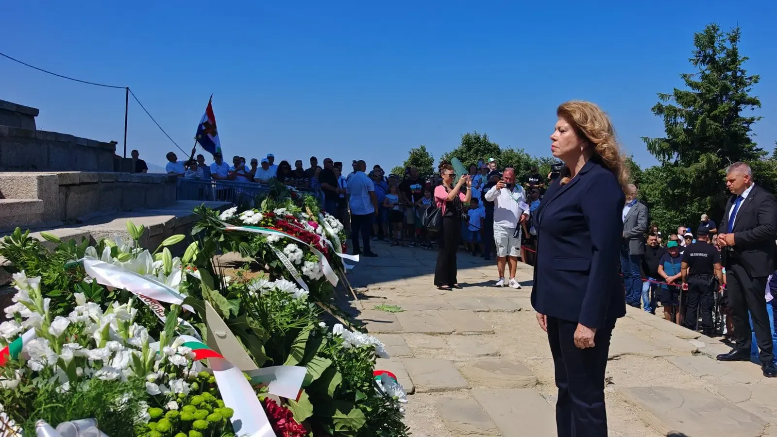 Йотова: Шипка е символ на единение и българска гордост