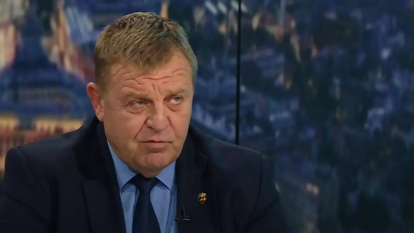 Каракачанов: Европа се готви за война с Русия