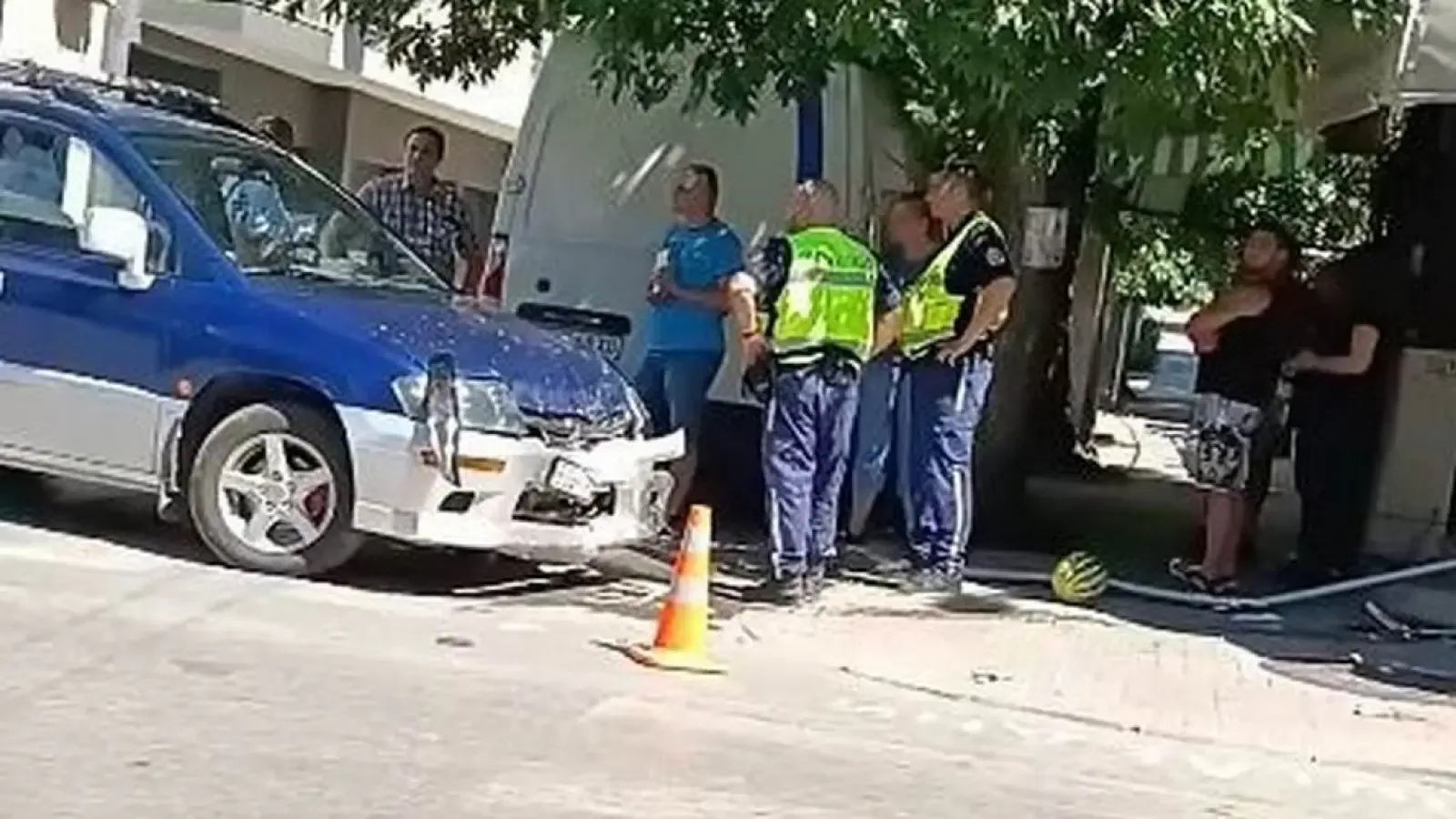 Кола блъсна жена на тротоар до Колхозния пазар във Варна