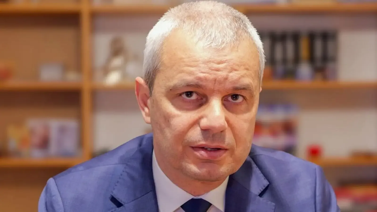 Костадин Костадинов е кандидатът на "Възраждане" за президент