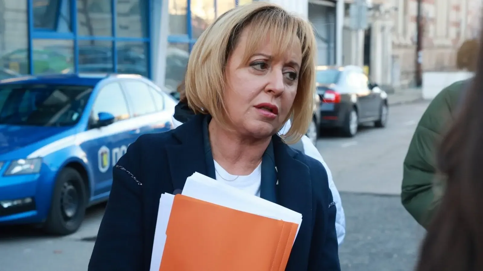 Манолова поиска по-строги санкции при необосновано високи цени