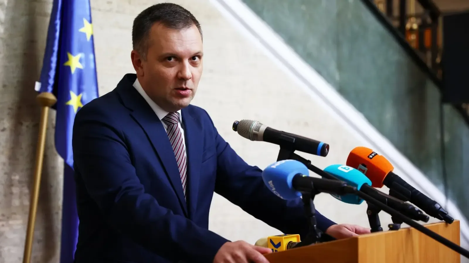 Найденов: Има индикации за прегрупиране около избора на нов ВСС