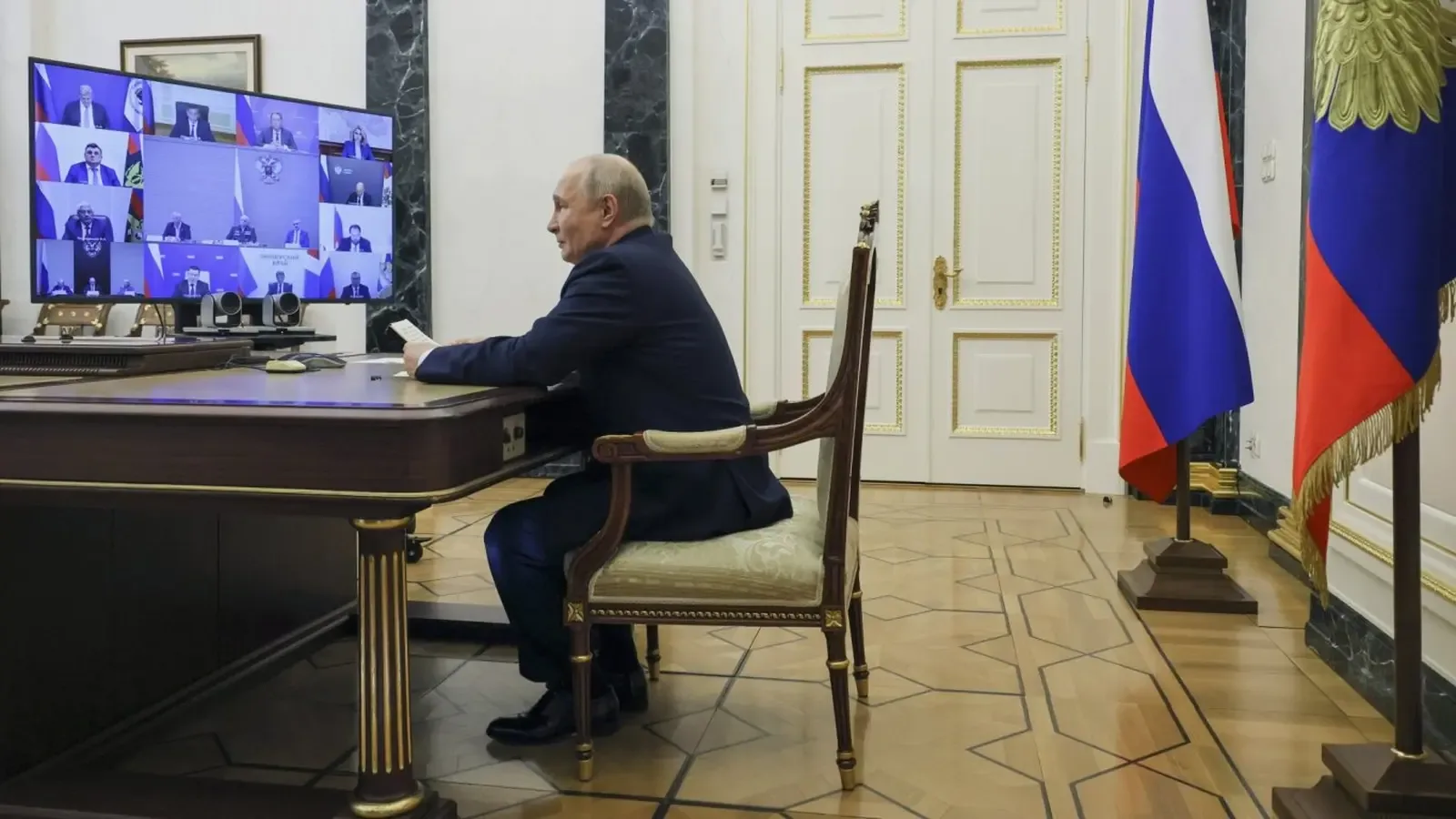 Путин спря ударите по Киев за три дни заради преговори