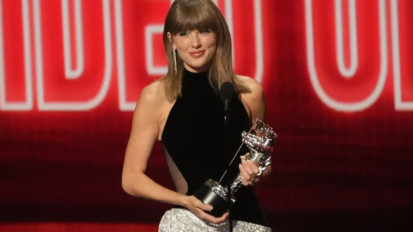 Тейлър Суифт триумфира на MTV VMA с "Видео на годината"
