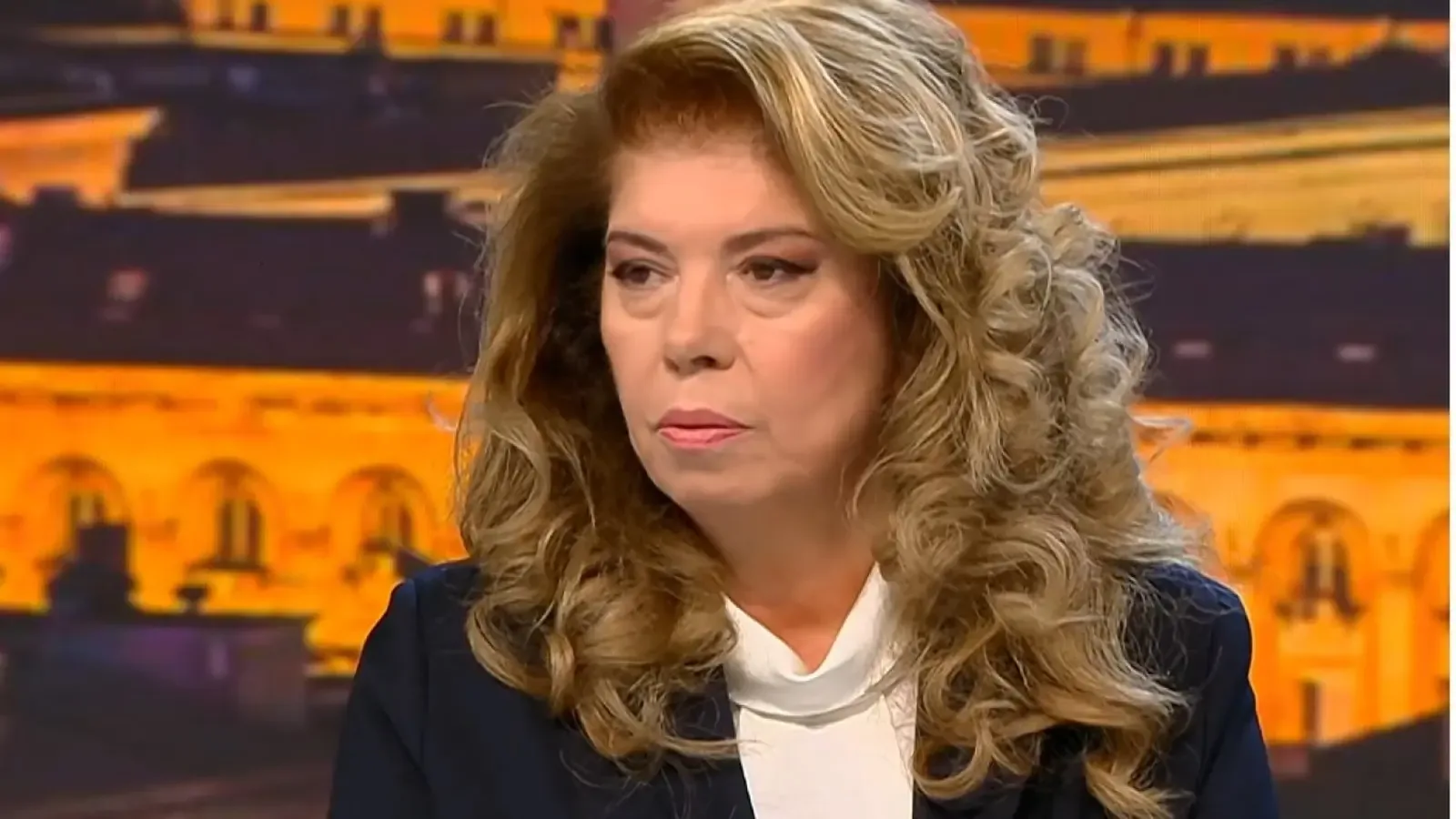 Йотова: Помилването е прозрачно, а атаките са част от кампанията