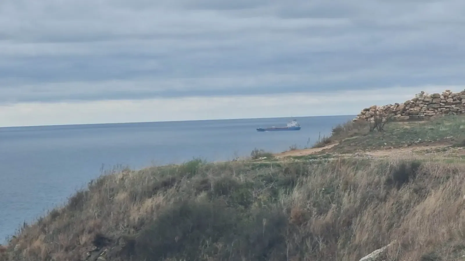 Експертите не очакват замърсяване на Черно море от потъналия кораб