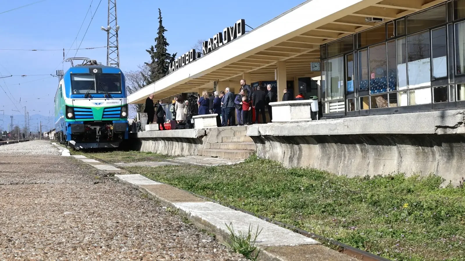 Газова авария спря бързия влак София-Бургас край Карлово