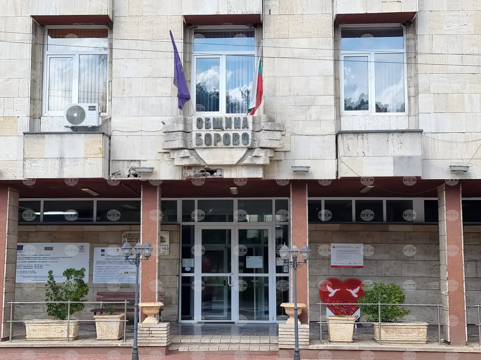 Общинският съвет в Борово одобри промени в бюджета и покупка на храсторез