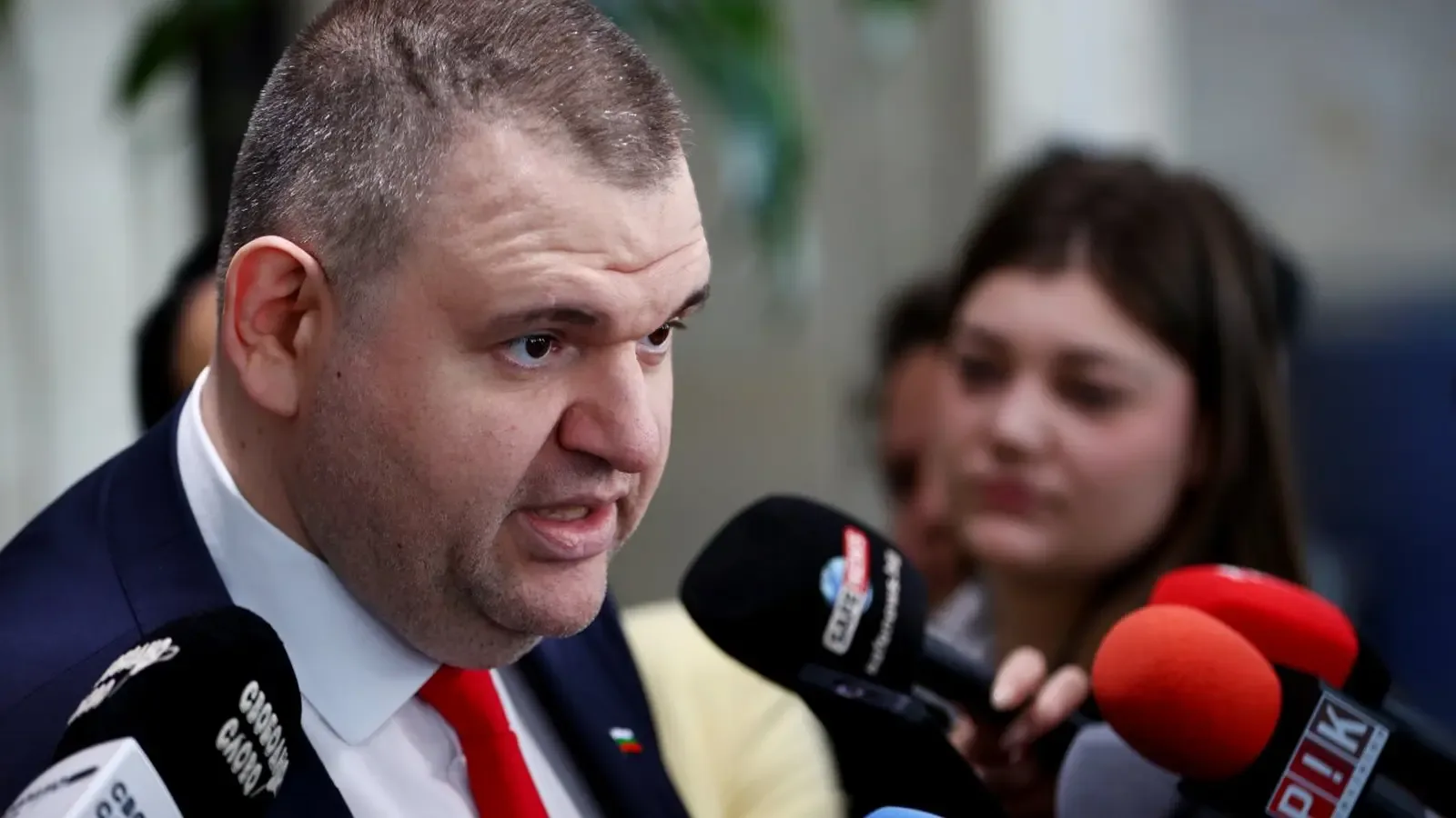 Пеевски поиска парите за инфраструктура да отидат за отбрана