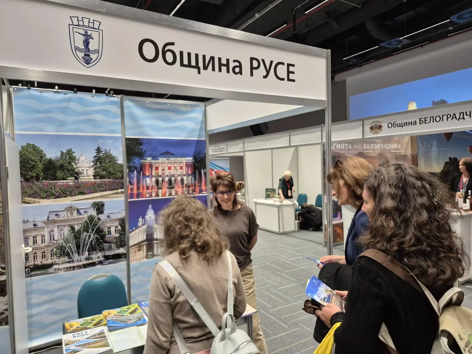 Русе се представя във Велико Търново с торта "Гараш" и културен щанд