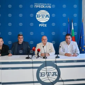 Русенски съветници искат по-бърза връзка с "Хемус" и отпадане на таксата за Дунав мост