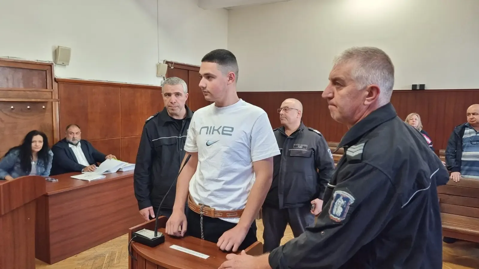 Съдът призна лоши условия в ареста по делото за убийството на Маги